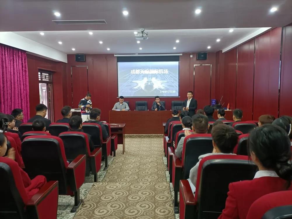 【就业新闻】||应届毕业生校园专场招聘会(图1)